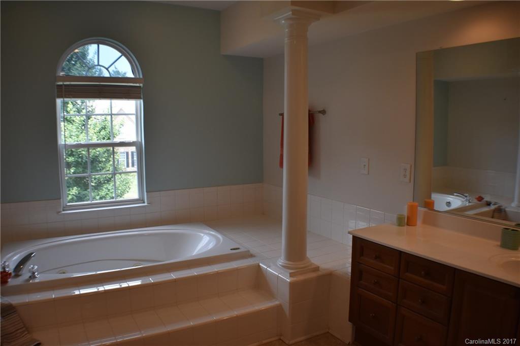 3020 Strawberry Road Matthews, NC 28104 - Photo 15 of 22 Gallery Image 15