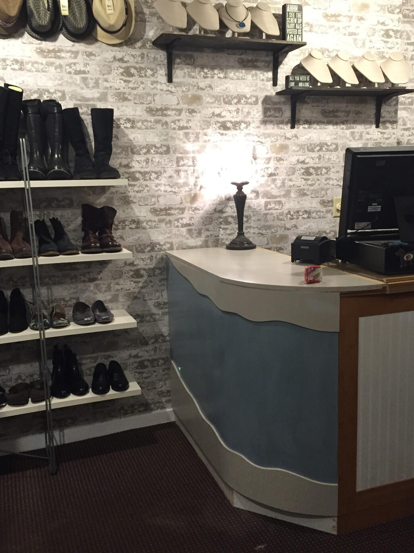 79 Beach Road, Unit 9 Vineyard Haven, MA 02568 - Photo 13 of 13 counter