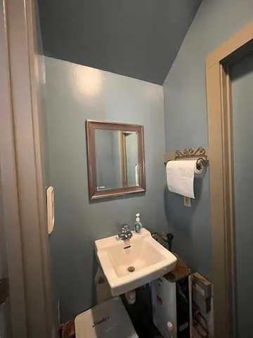 $670,000 | 79 Beach Road, Unit 9, Vineyard Haven, MA 02568