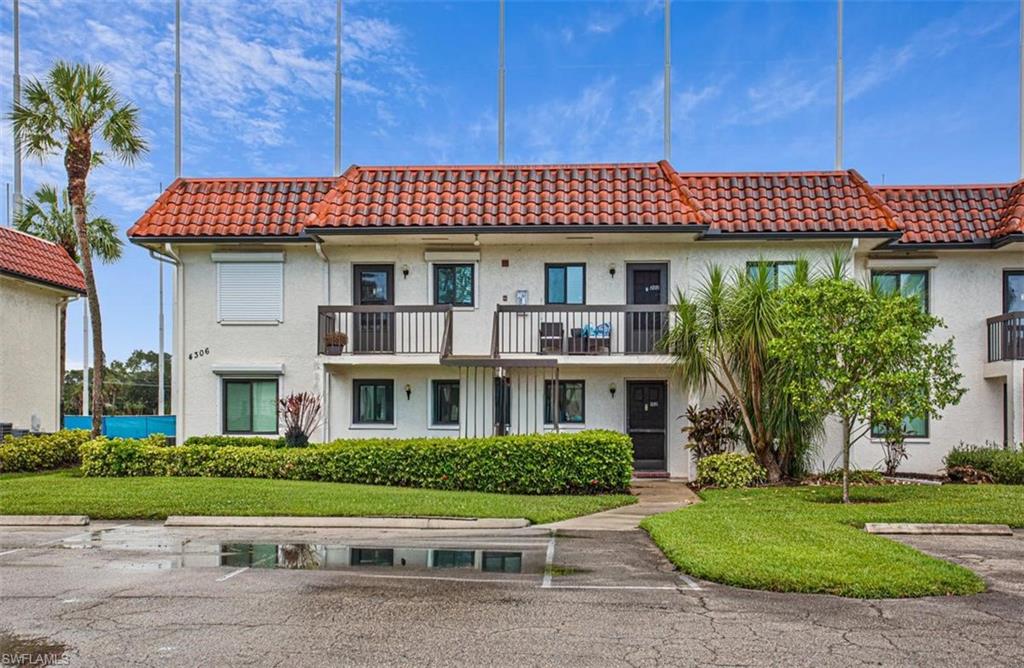 4306 27th Court Southwest, Unit 102 Naples, FL 34116 - Photo 9 of 20