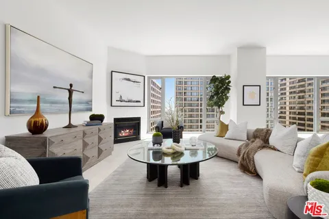 $2,295,000 | 10727 Wilshire Boulevard, Unit 1001, Los Angeles, CA 90024