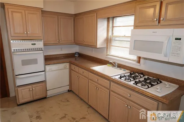 $3,100 | 101 Stelton Road, Piscataway, NJ 08854