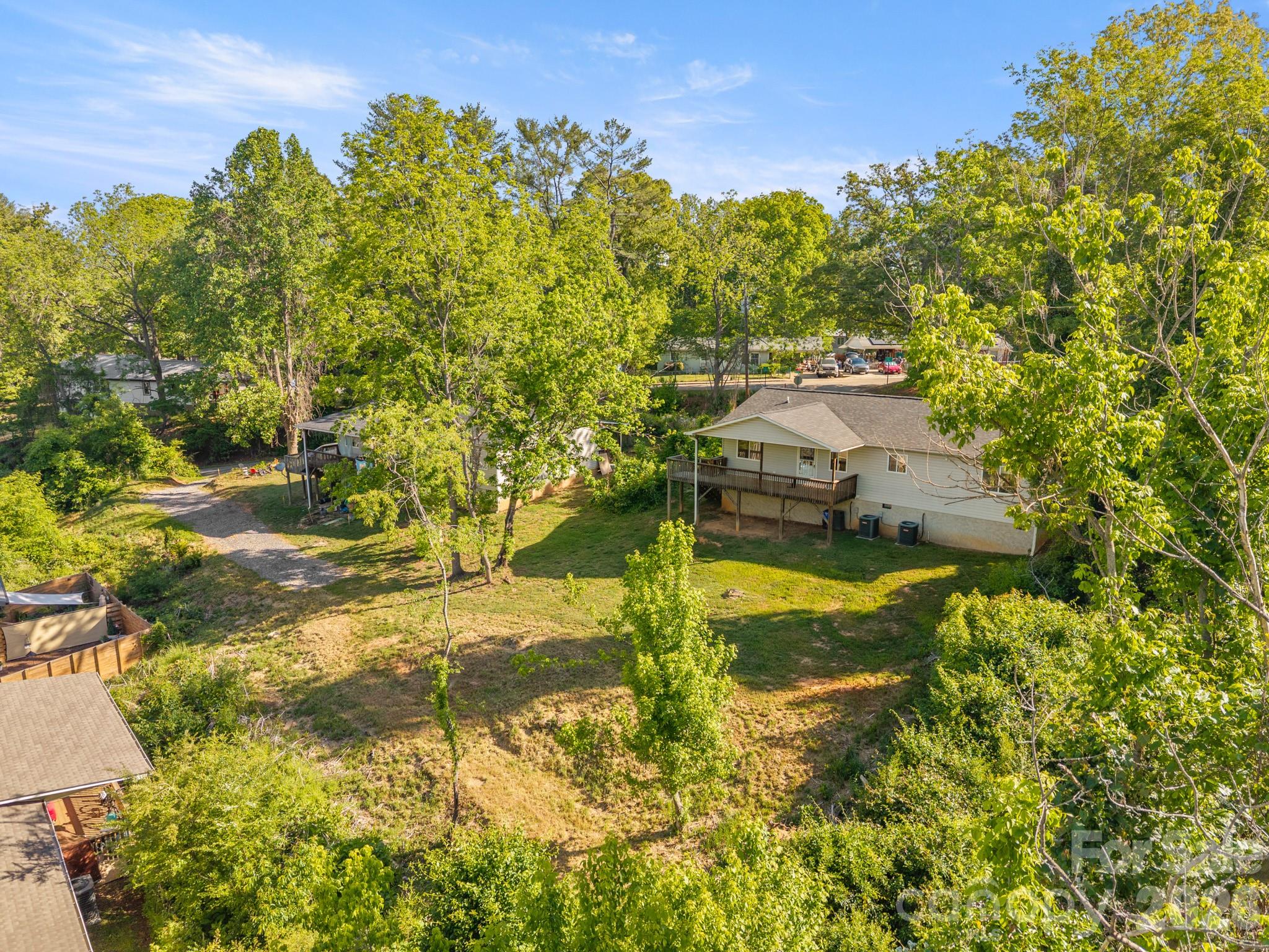104 Millbrook Road Asheville, NC 28806 - Photo 1 of 16