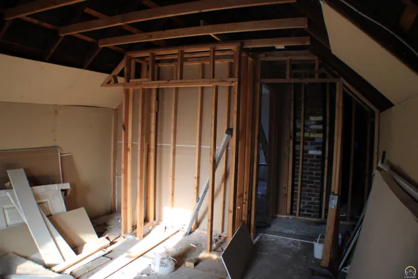 $49,900 | 217 Southwest Tyler Street, Topeka, KS 66603