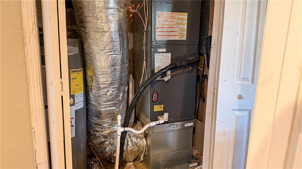 1188 Sims Street Southwest Atlanta, GA 30310 - Photo 5 of 17