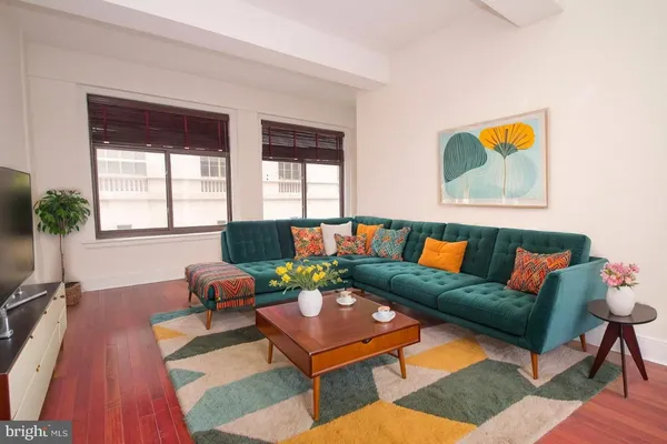 $2,650 | 1500 Chestnut Street, Unit 4F, Philadelphia, PA 19102