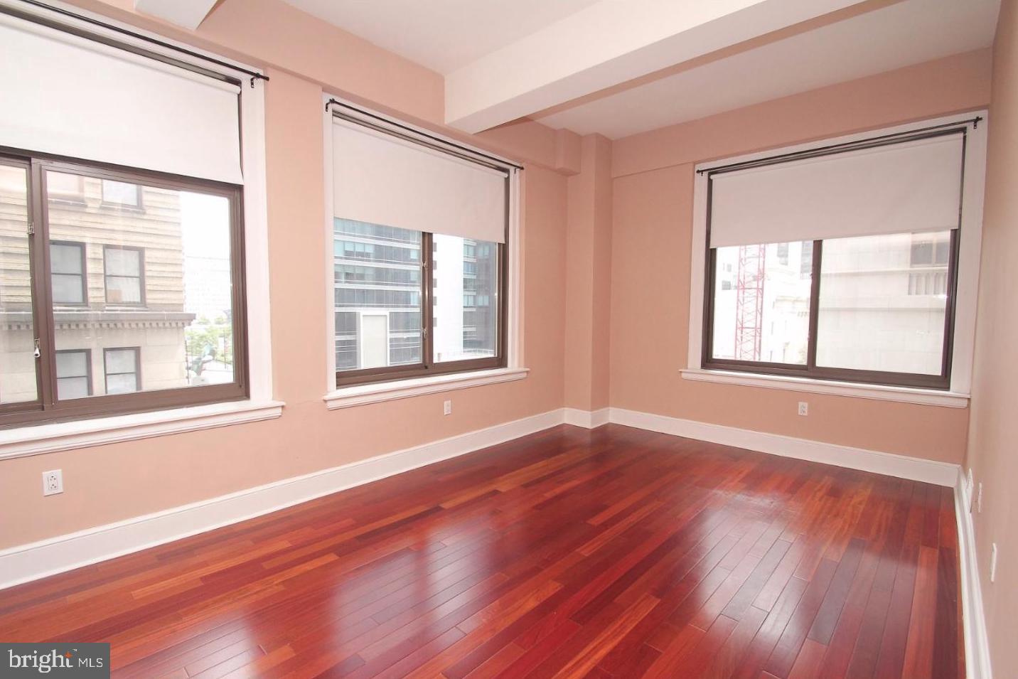 1500 Chestnut Street, Unit 4F Philadelphia, PA 19102 - Photo 8 of 15 Bedroom 1