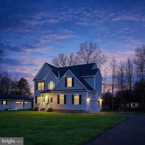 $2,800 | 20 Sandy Lane, Stafford, VA 22554