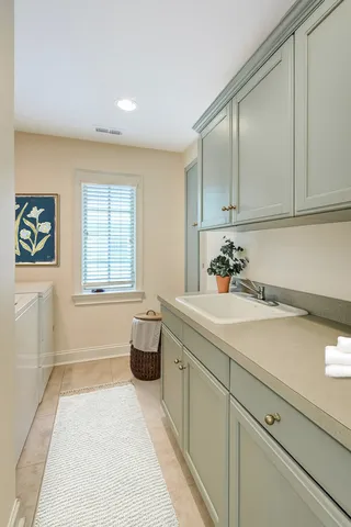 $2,100,000 | 4537 Clausen Avenue, Western Springs, IL 60558