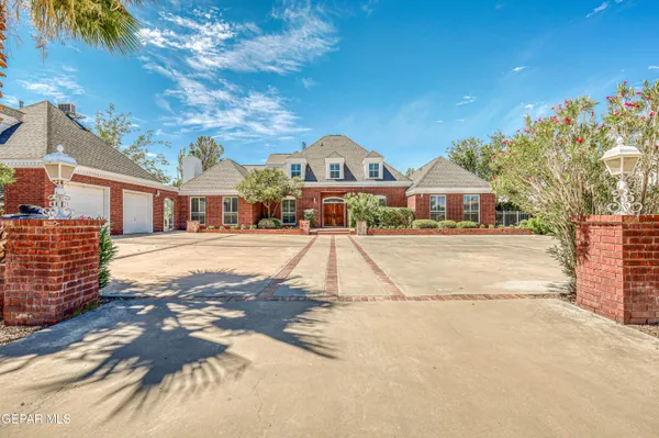 $1,000,000 | 4024 Roadside Court, El Paso, TX 79922