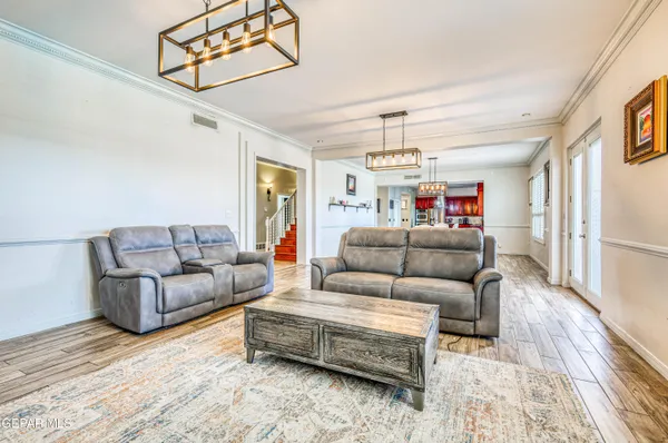 $1,000,000 | 4024 Roadside Court, El Paso, TX 79922