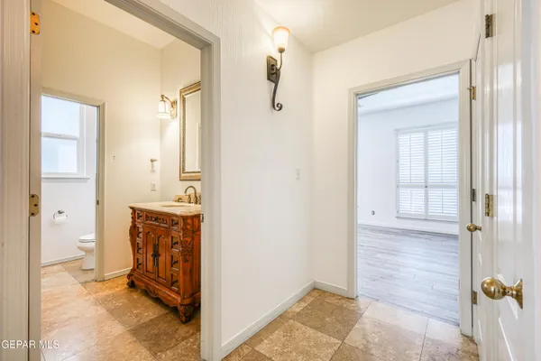 $1,000,000 | 4024 Roadside Court, El Paso, TX 79922