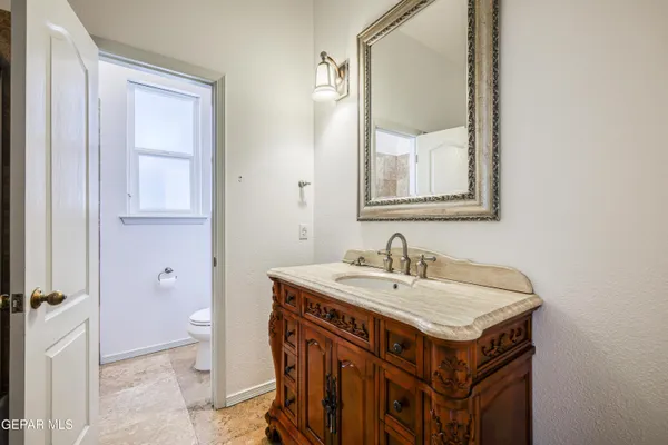 $1,000,000 | 4024 Roadside Court, El Paso, TX 79922