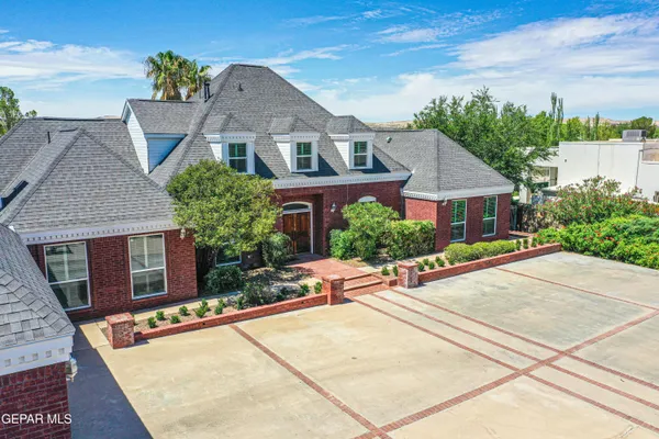 $1,000,000 | 4024 Roadside Court, El Paso, TX 79922