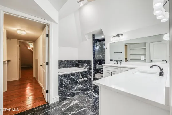 $1,000,000 | 4024 Roadside Court, El Paso, TX 79922