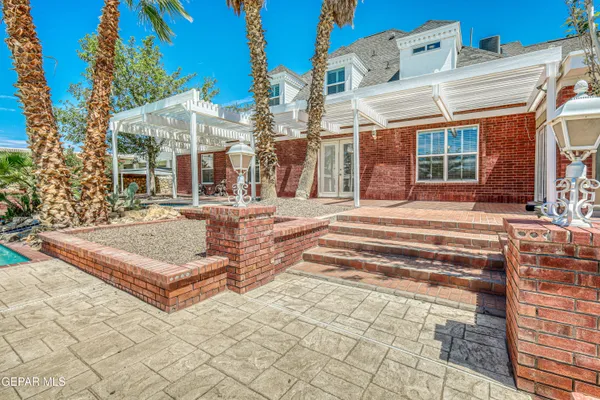 $1,000,000 | 4024 Roadside Court, El Paso, TX 79922