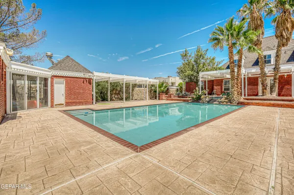 $1,000,000 | 4024 Roadside Court, El Paso, TX 79922