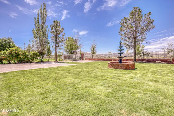 $1,000,000 | 4024 Roadside Court, El Paso, TX 79922