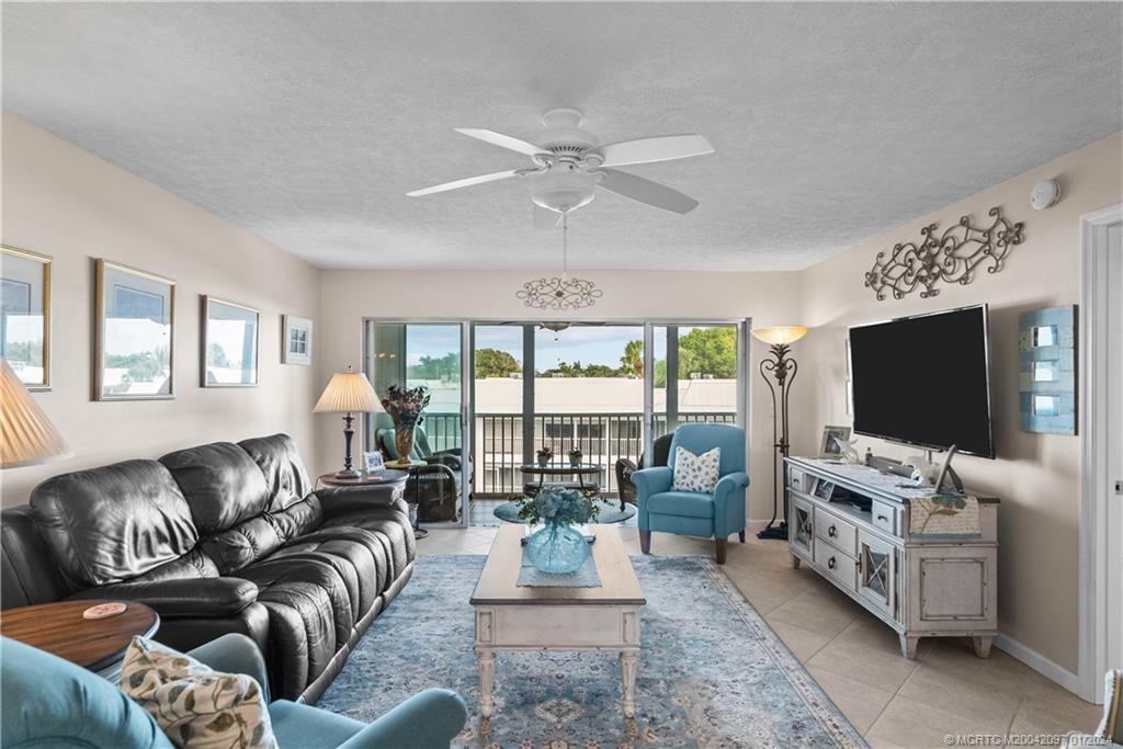1864 Southwest Palm City Road, Unit 303 Stuart, FL 34994 - Photo 10 of 26 Gallery Image 10