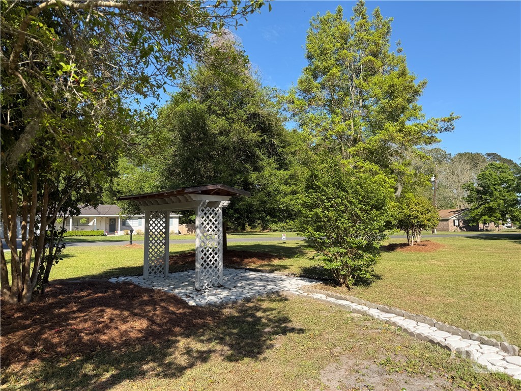 199 Ponderosa Road Richmond Hill, GA 31324 - Photo 5 of 33