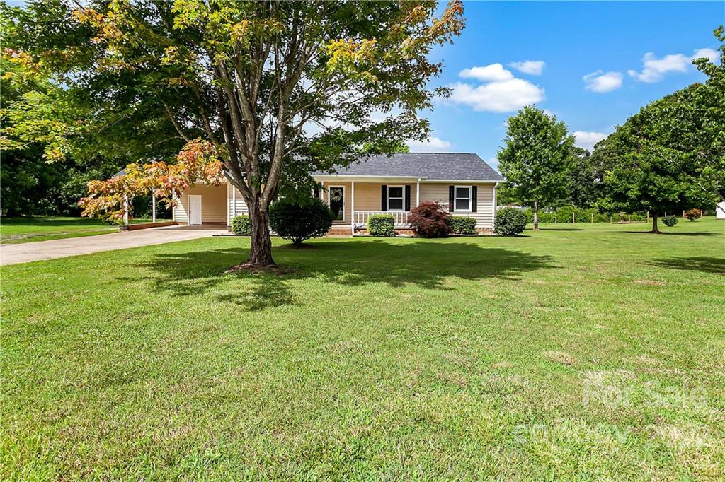 4405 Hickory Grove Road Gastonia, NC 28056 - Photo 1 of 18 Gallery Image 1