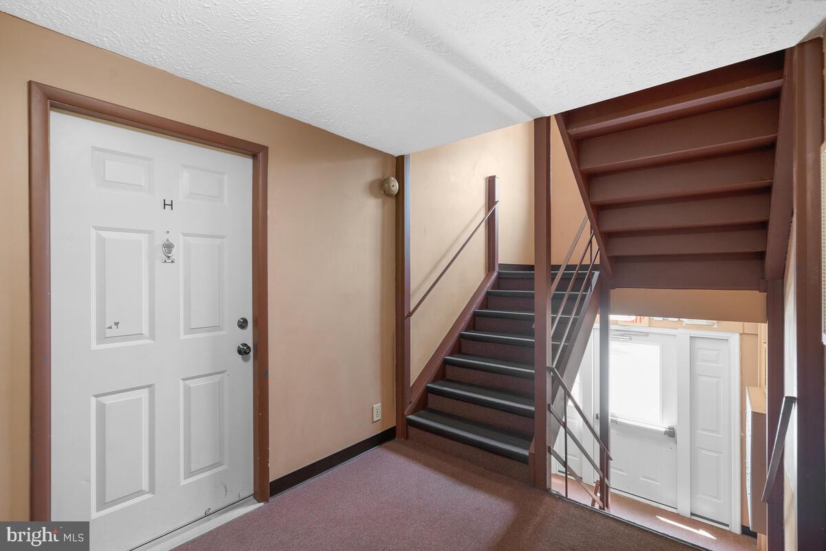 12401 Hickory Tree Way, Unit H Germantown, MD 20874 - Photo 5 of 29