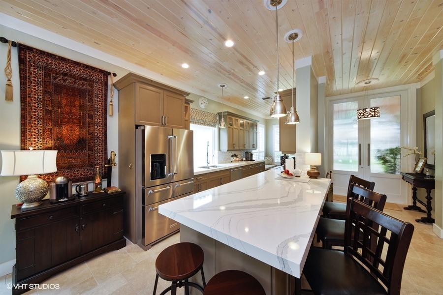 138 Hampton Circle Jupiter, FL 33458 - Photo 5 of 37 05_138HamptonCir_177_Kitchen_LowRes