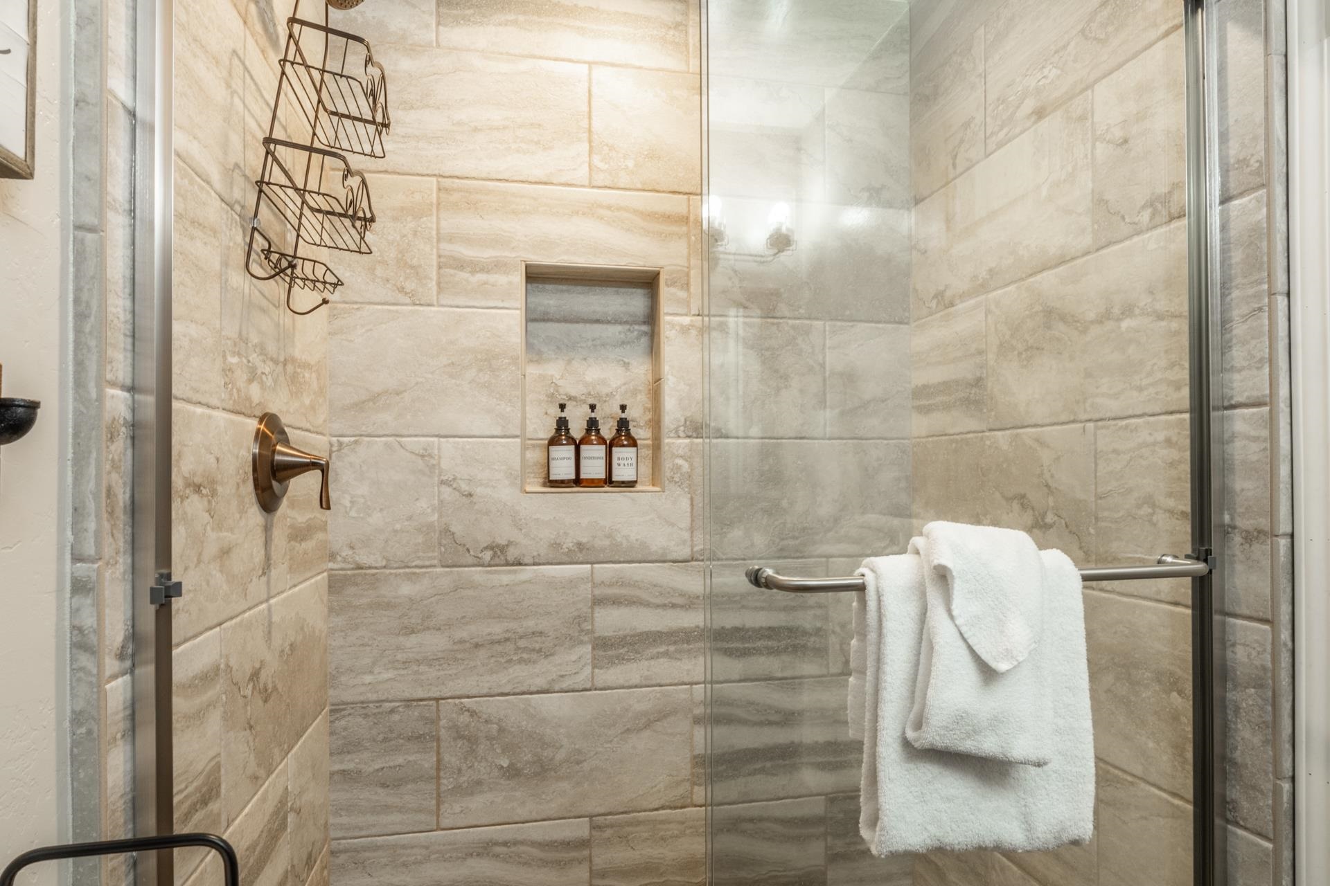 362 Old Mammoth Road, Unit 4 Mammoth Lakes, CA 93546 - Photo 22 of 50 Full bath with a shower stall