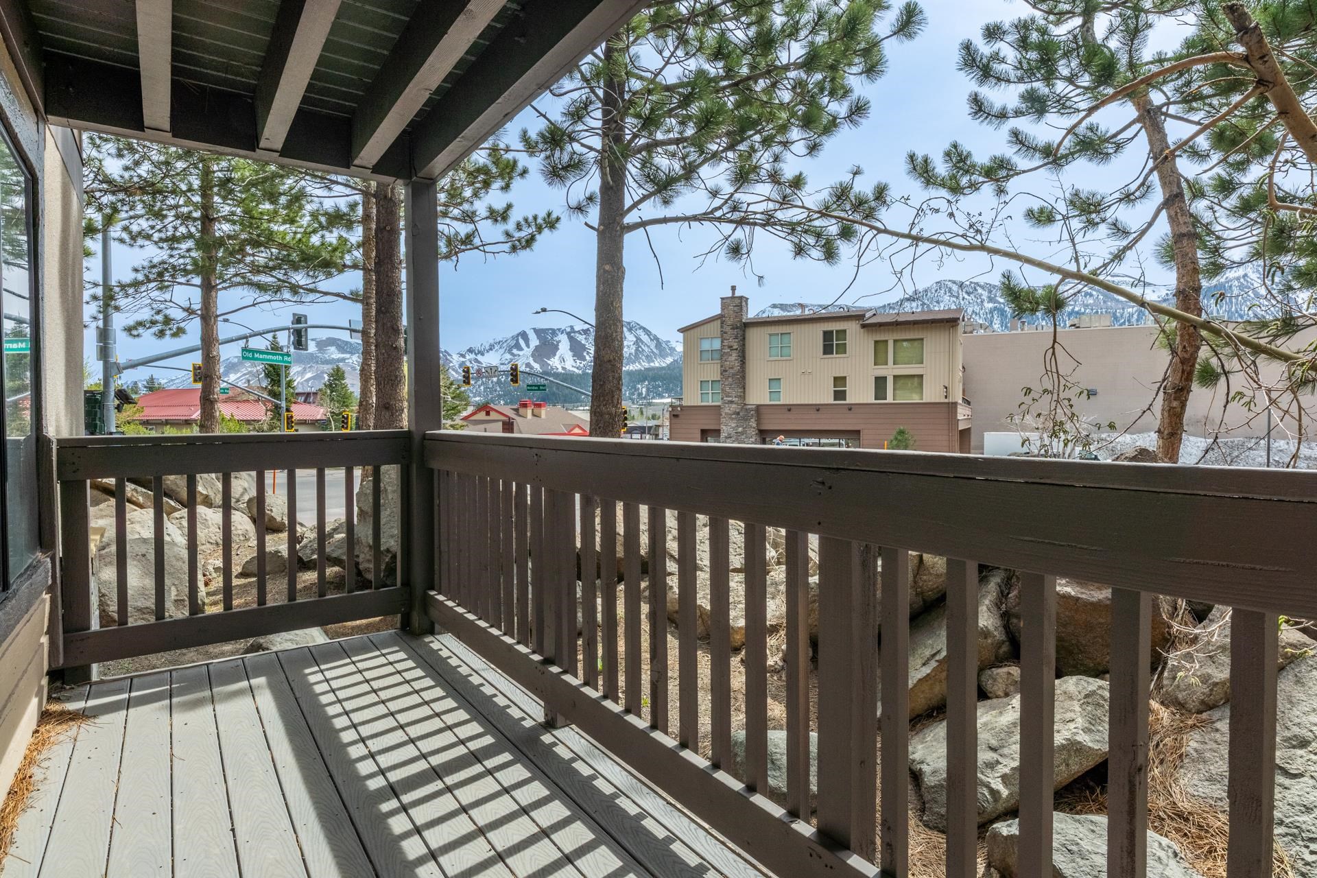 362 Old Mammoth Road, Unit 4 Mammoth Lakes, CA 93546 - Photo 26 of 50 Wooden terrace with a residential view