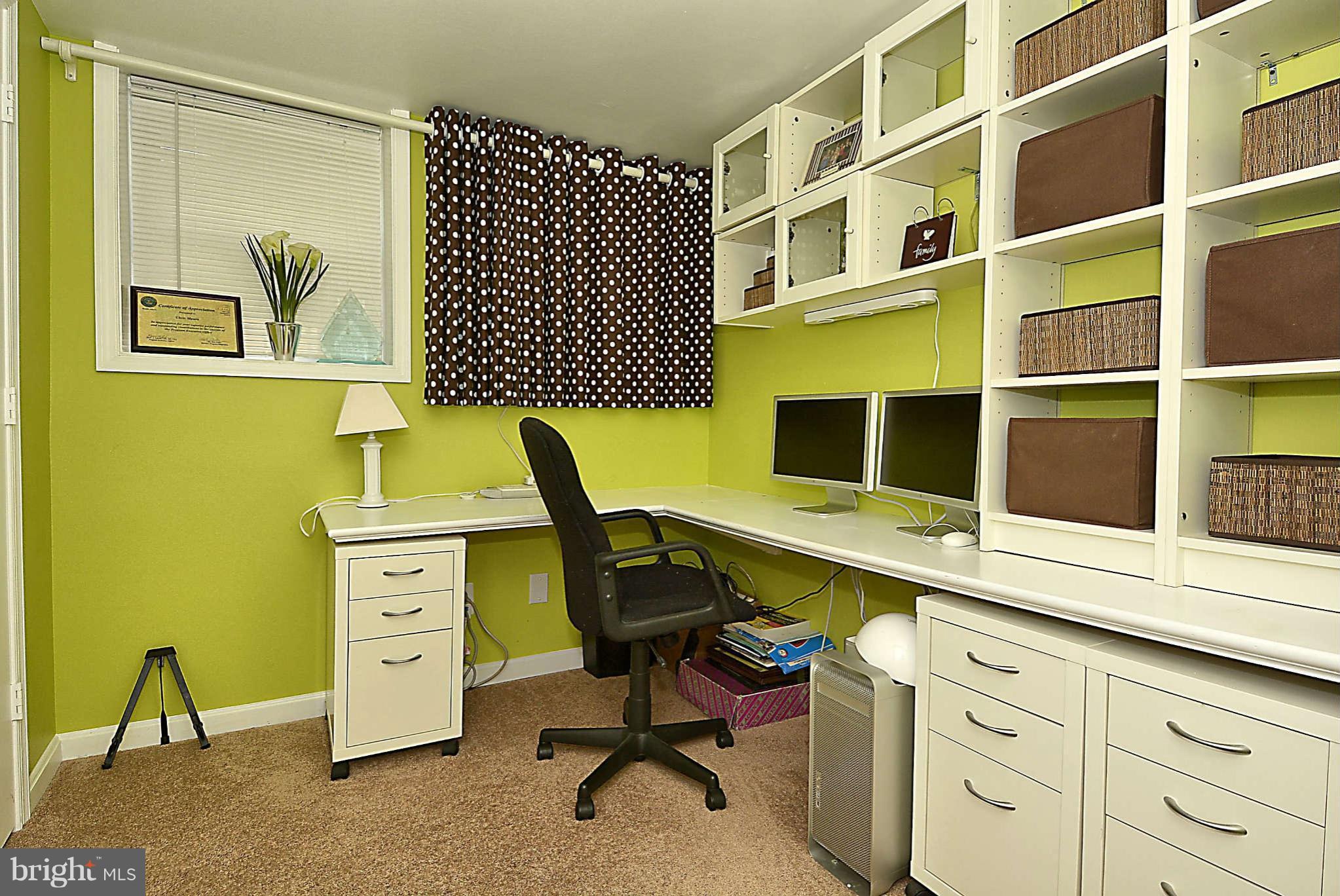 5649 Inverchapel Road Springfield, VA 22151 - Photo 11 of 20 Bedroom