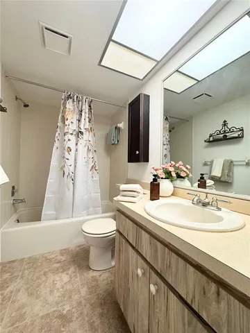 $1,950 | 8150 Brent Street, Unit 716, Port Richey, FL 34668