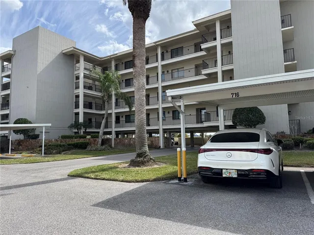 $1,950 | 8150 Brent Street, Unit 716, Port Richey, FL 34668