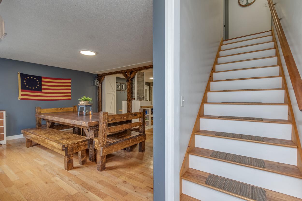 93 Rogers Road Belmont, NH 03220 - Photo 4 of 37