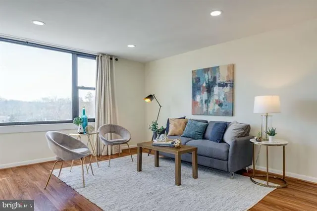 $1,650 | 4600 Duke Street, Unit 508, Alexandria, VA 22304