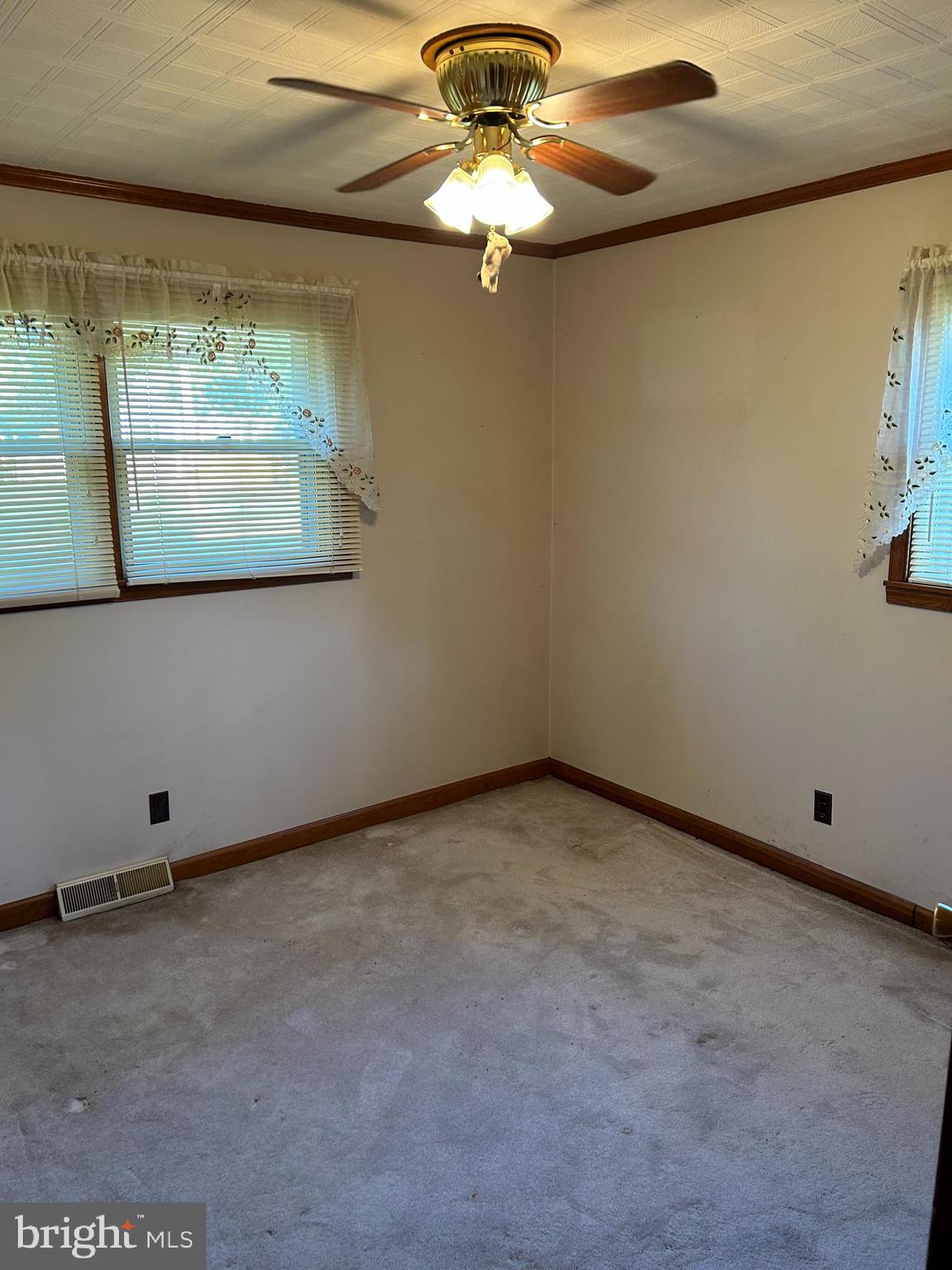 608 Cornwall Road Sewell, NJ 08080 - Photo 13 of 38