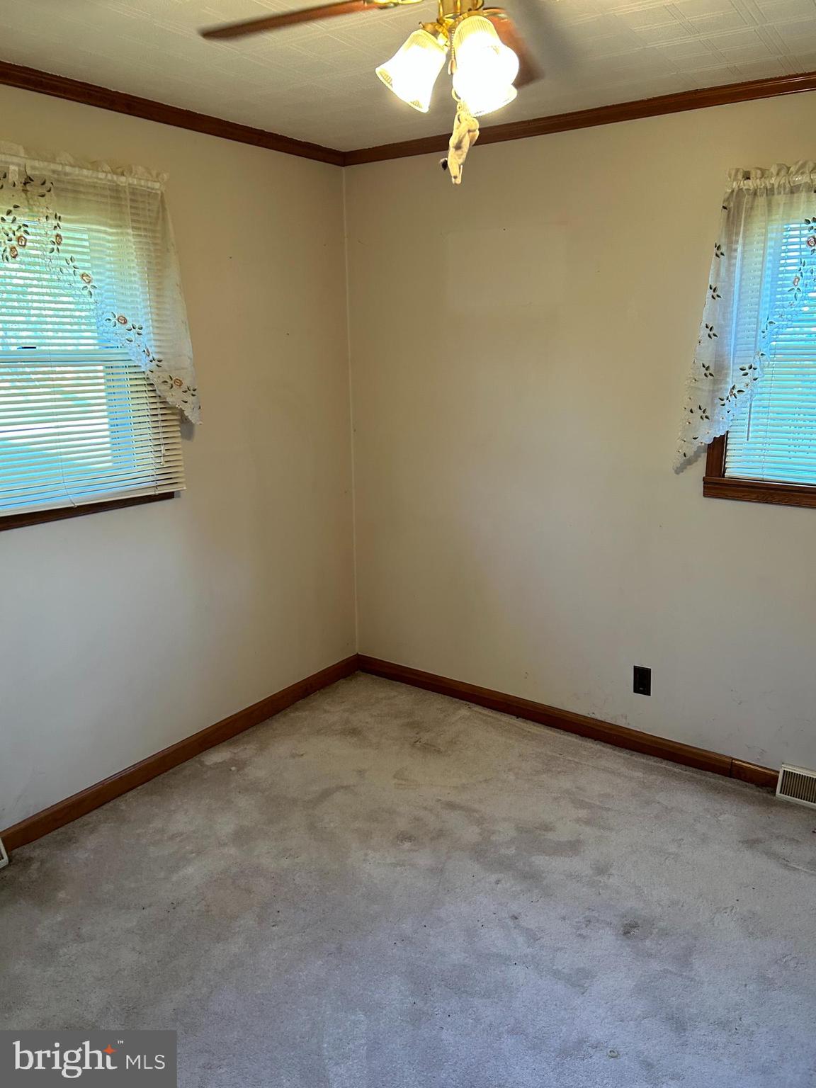 608 Cornwall Road Sewell, NJ 08080 - Photo 15 of 38