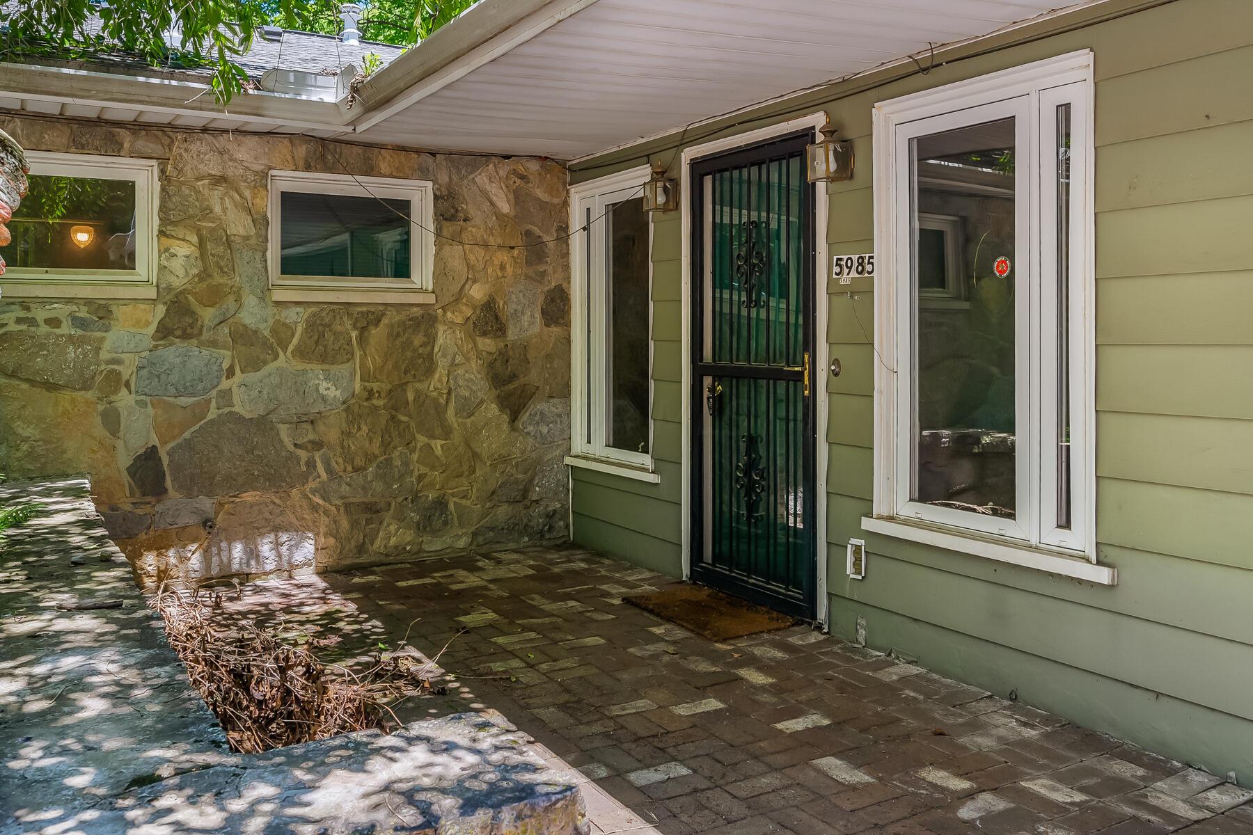 5985 Dublin Road Delaware, OH 43015 - Photo 10 of 49 Front Entry