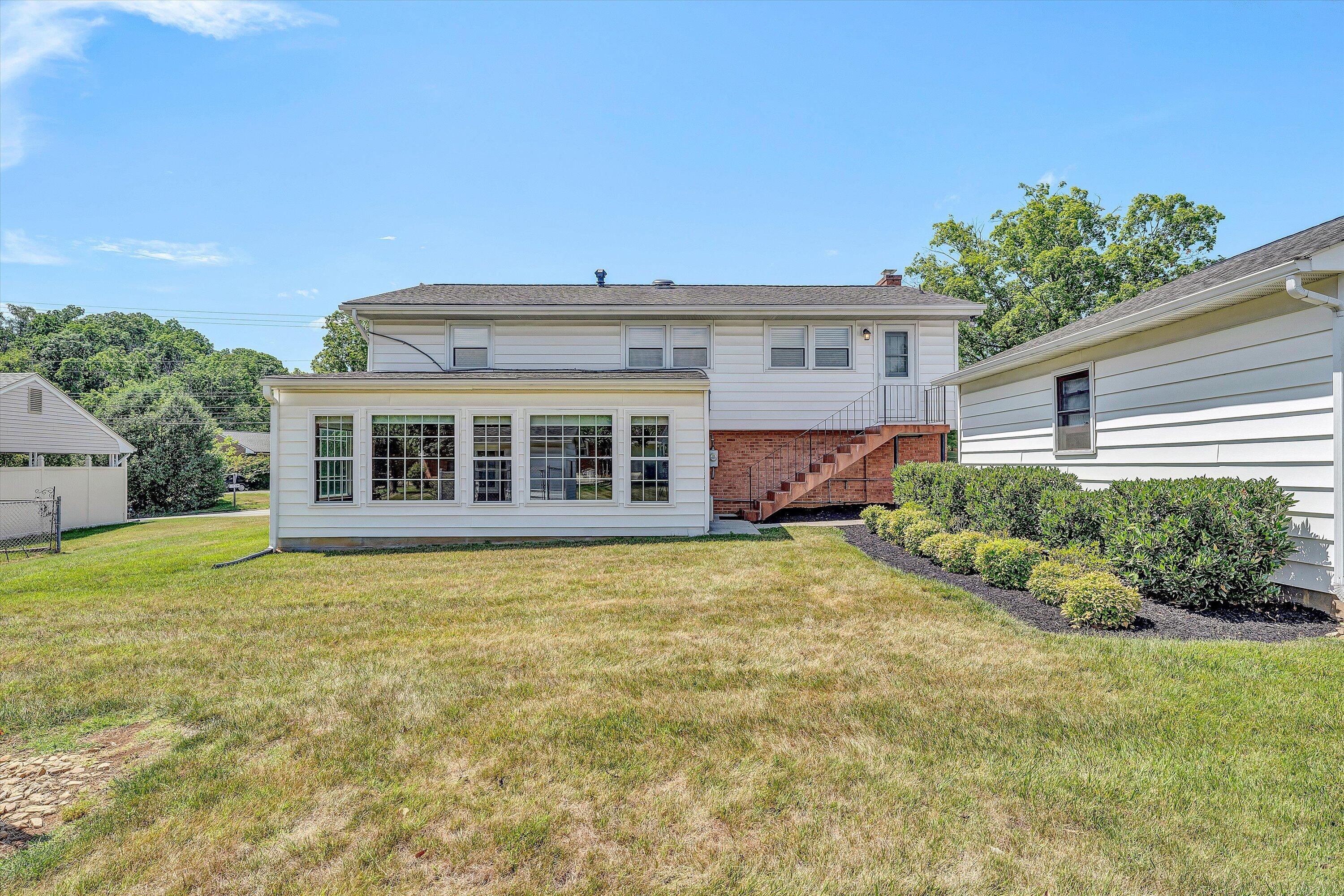 5602 Green Ridge Road Northwest Roanoke, VA 24019 - Photo 28 of 38 28-DSC04333