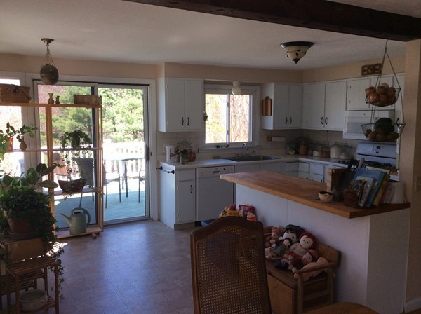 433 Warren Wright Road Belchertown, MA 01007 - Photo 8 of 30
