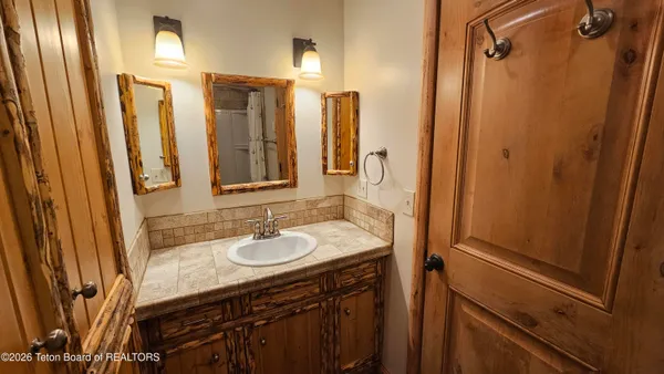 $950,000 | 760 West 4000 South, Victor, ID 83455