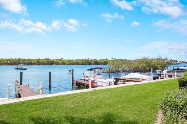 $4,500 | 325 South Beach Road, Unit 301, Tequesta, FL 33469