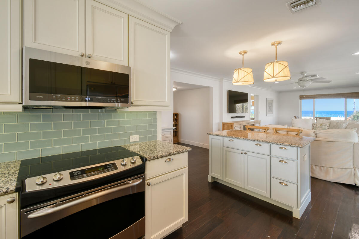 325 South Beach Road, Unit 301 Tequesta, FL 33469 - Photo 15 of 63 325 S Beach RD 301