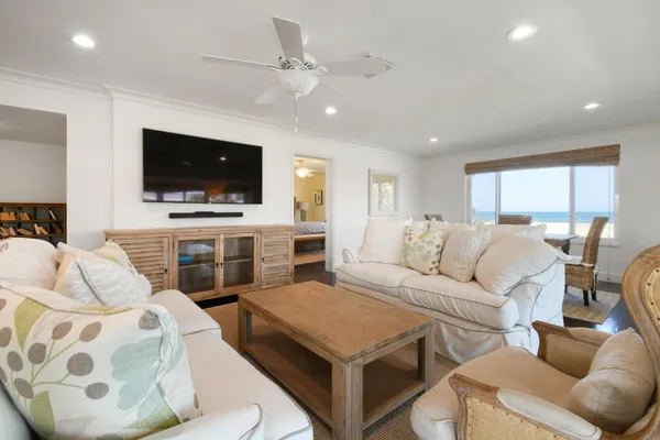 $4,500 | 325 South Beach Road, Unit 301, Tequesta, FL 33469