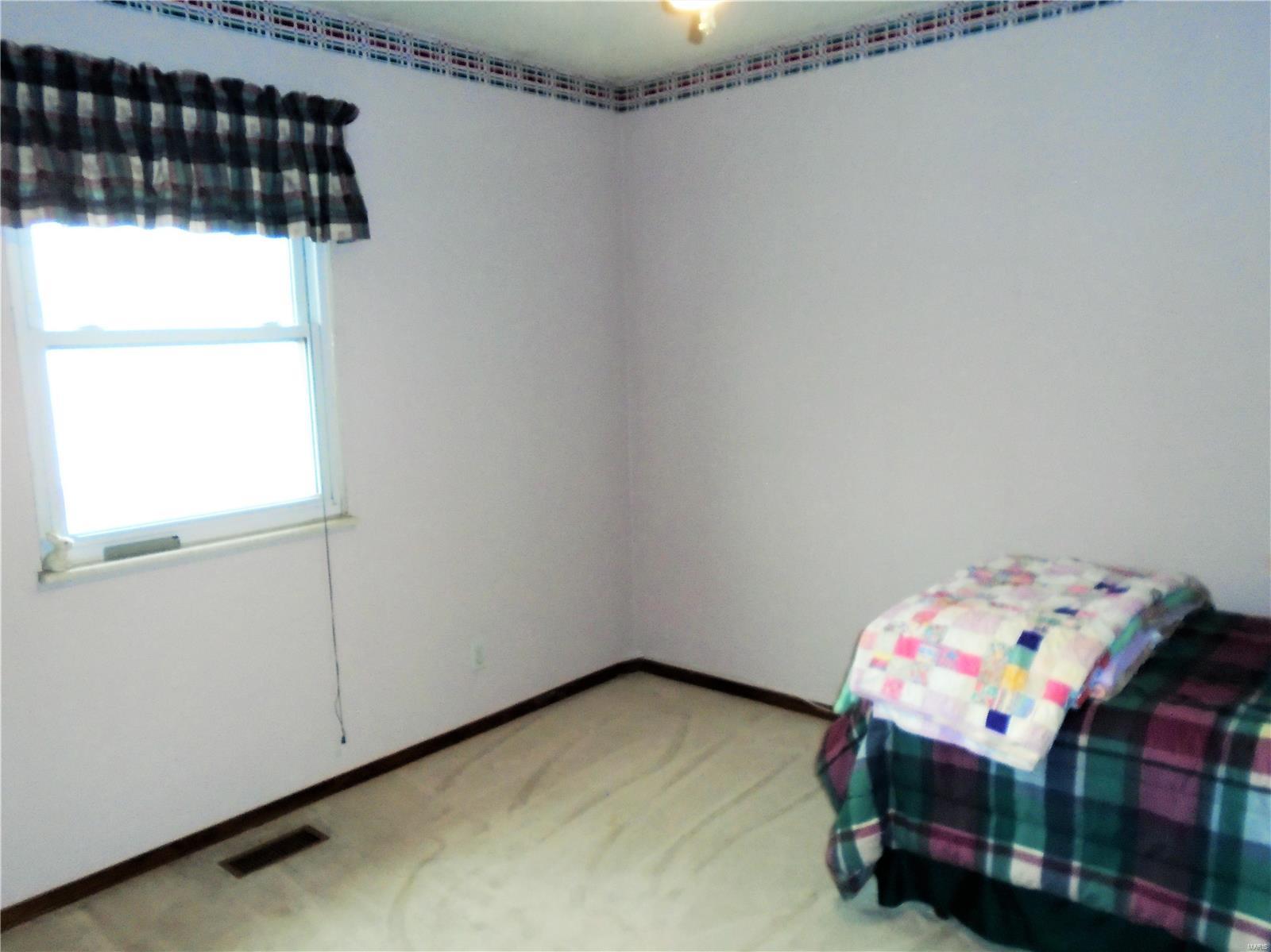 2330 Morrison Road Granite City, IL 62040 - Photo 13 of 23 Gallery Image 13