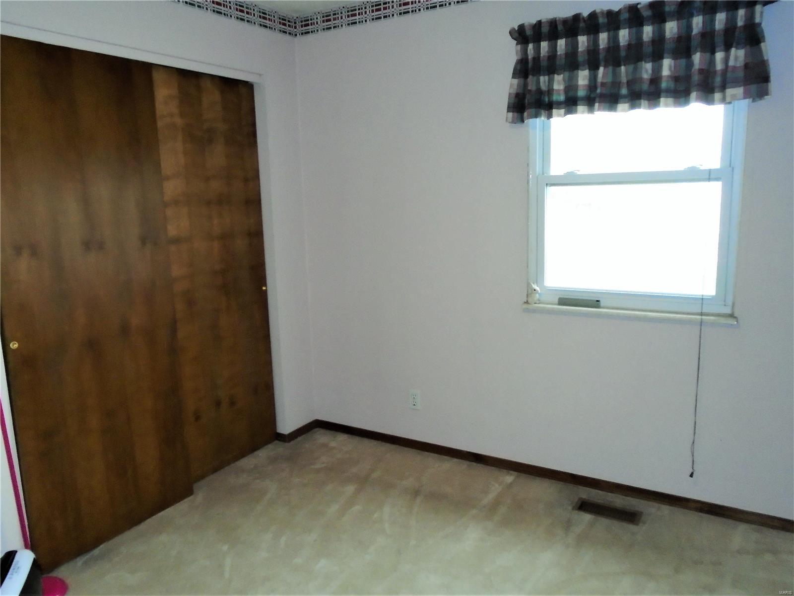 2330 Morrison Road Granite City, IL 62040 - Photo 14 of 23 Gallery Image 14