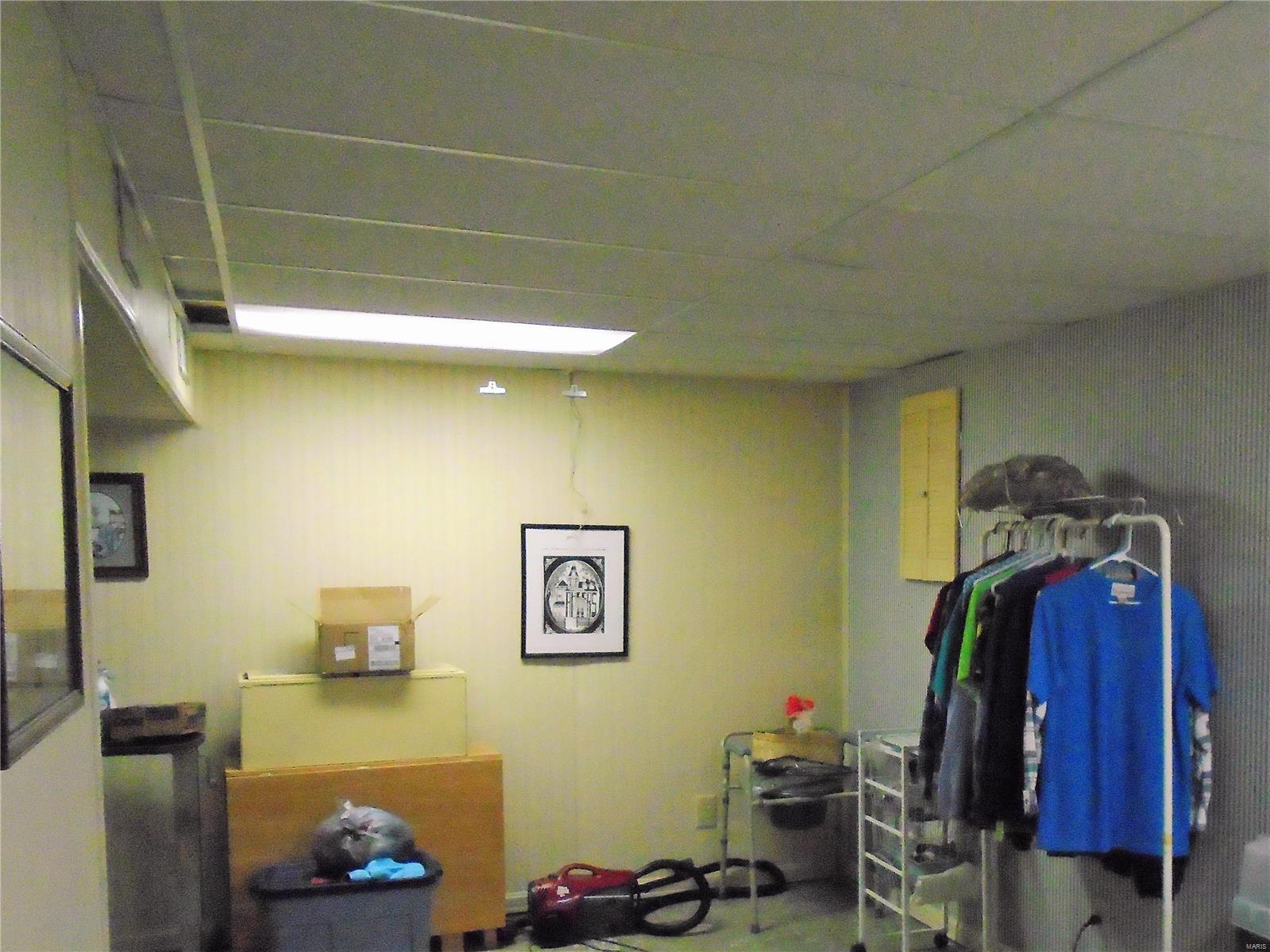 2330 Morrison Road Granite City, IL 62040 - Photo 17 of 23 Gallery Image 17