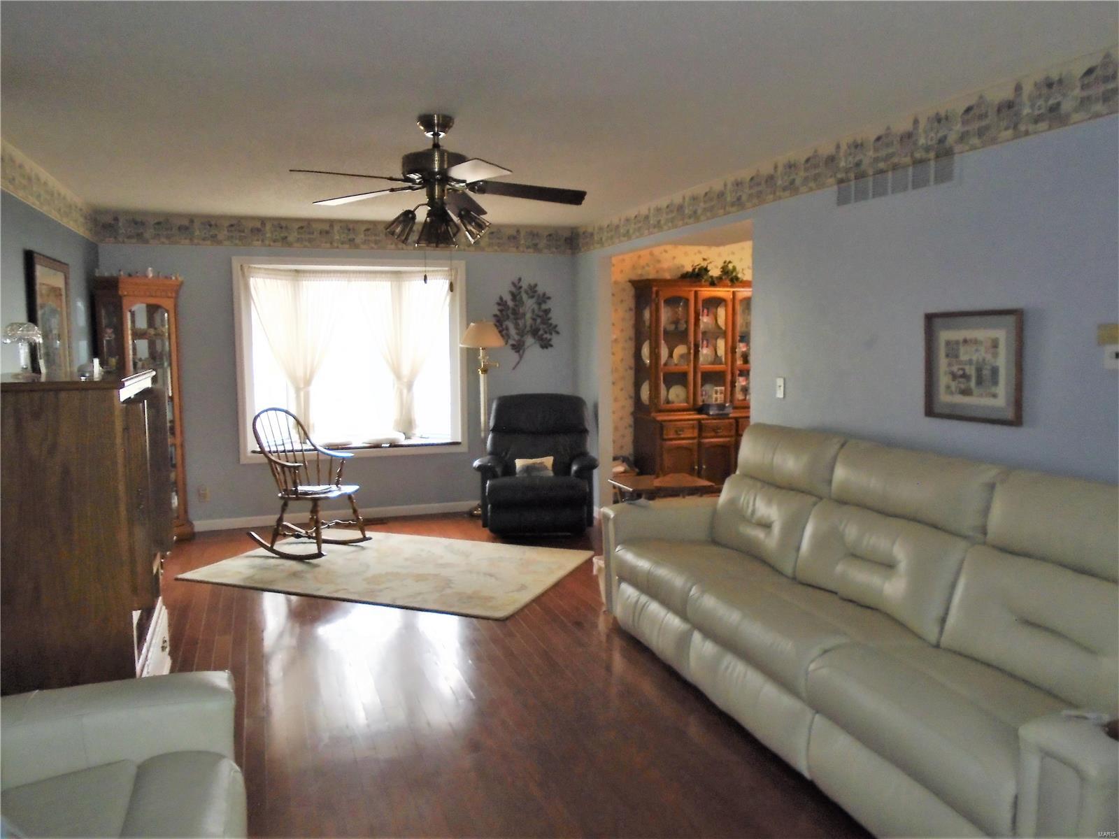 2330 Morrison Road Granite City, IL 62040 - Photo 4 of 23 Gallery Image 4