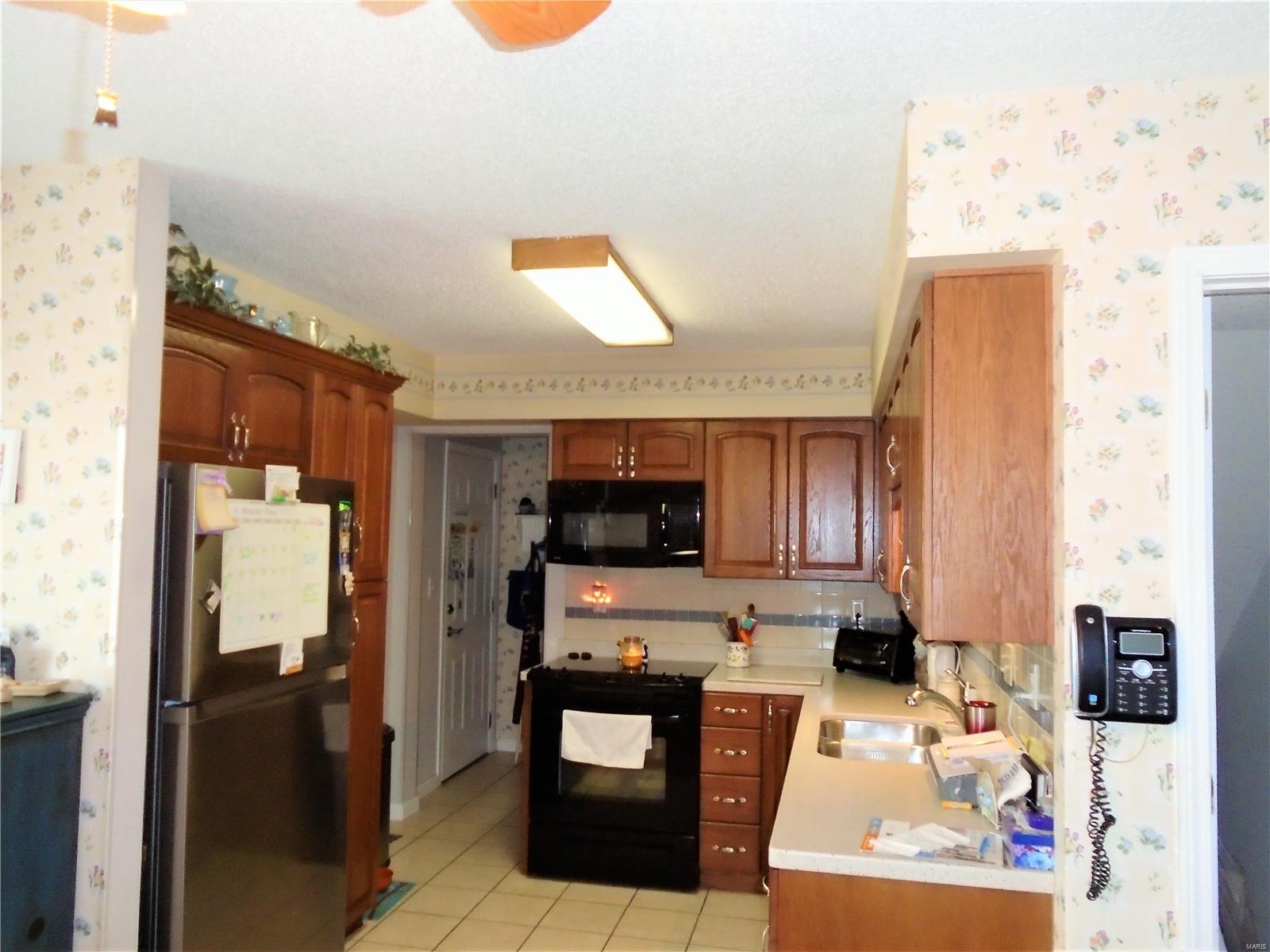 2330 Morrison Road Granite City, IL 62040 - Photo 7 of 23 Gallery Image 7