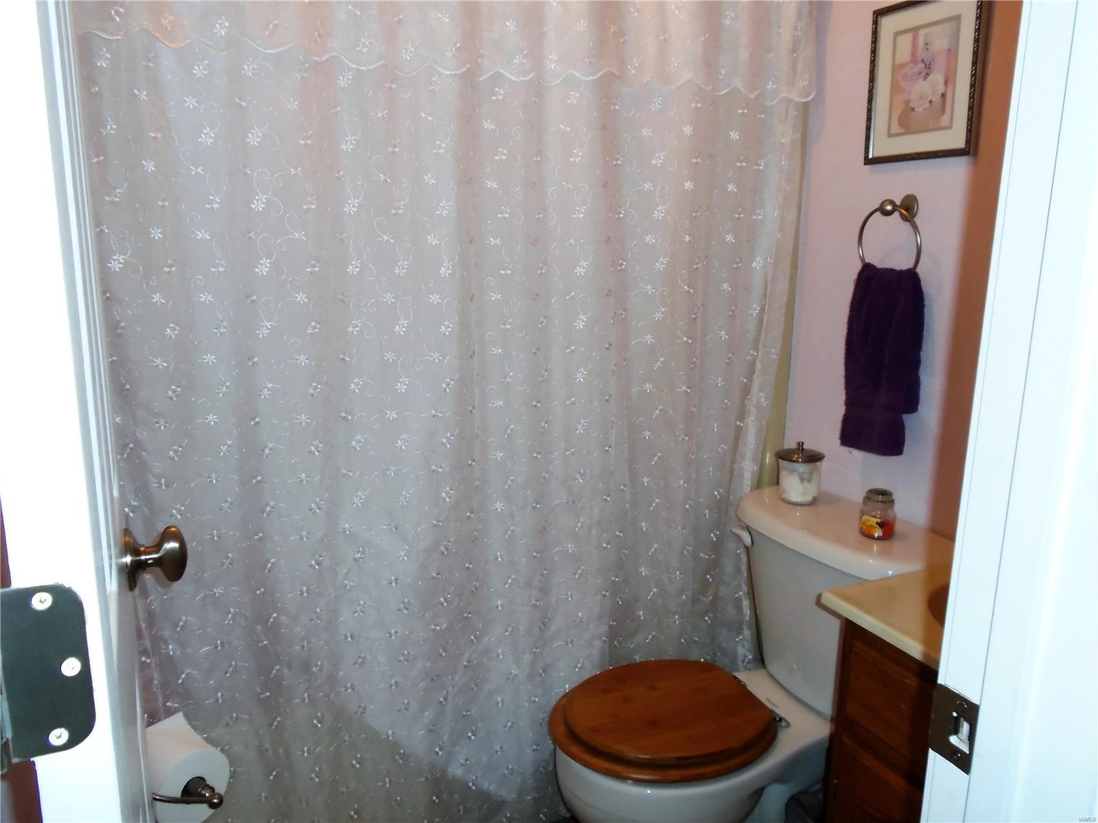 2330 Morrison Road Granite City, IL 62040 - Photo 9 of 23 Gallery Image 9