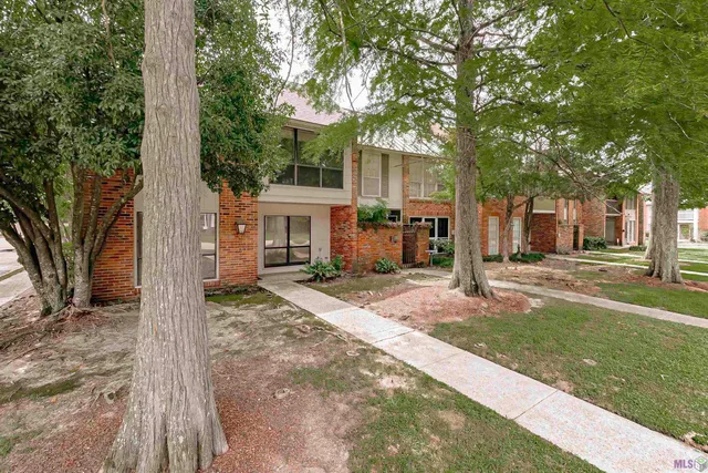 $194,900 | 5435 Heatherstone Drive, Baton Rouge, LA 70820